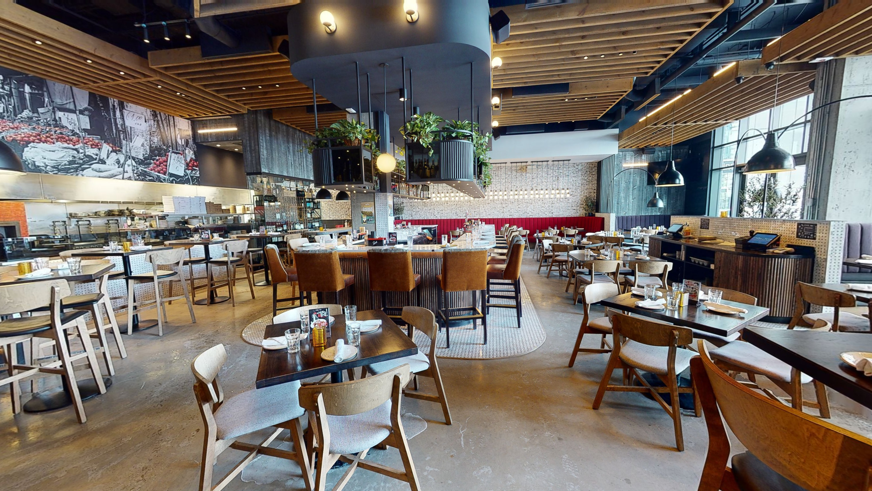 Industria Pizzeria + Bar Brossard ( Dix 30 )