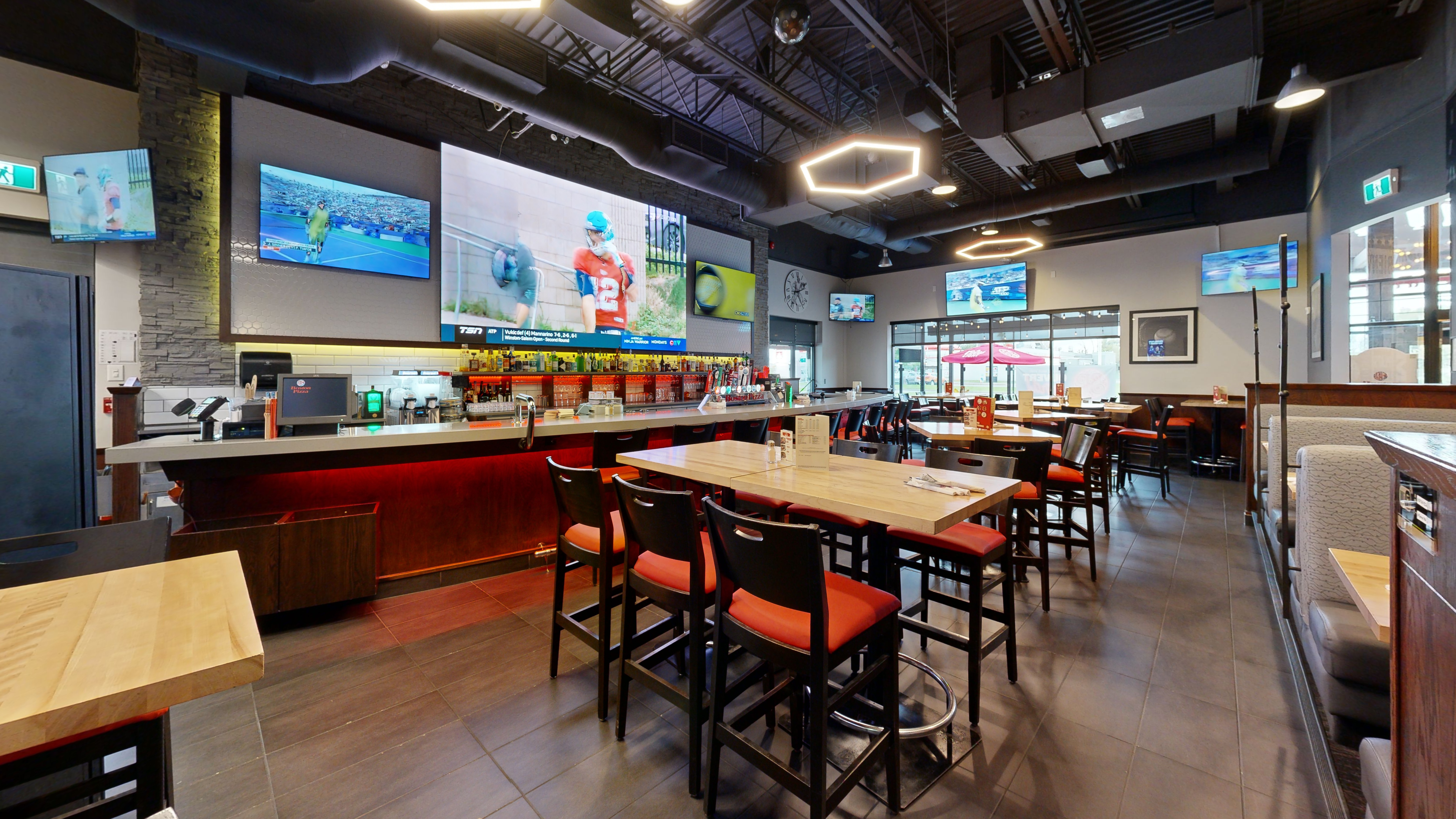Photo Boston Pizza Mirabel